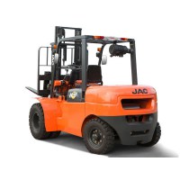 14_12_1-6-diesel-forklift_03