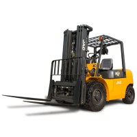 14_12_1-6-diesel-forklift_04